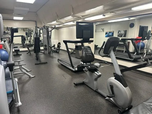 $2,000 | 19 North 1st Street, Unit B407, Minneapolis, MN 55401