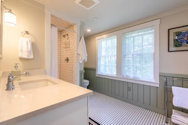 $2,950,000 | 61 Academy Circle, Woodstock, VT 05071