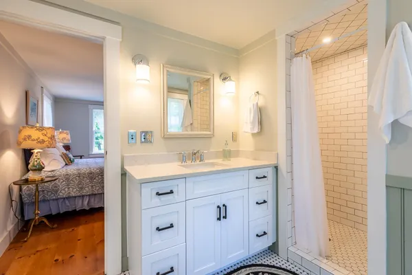 $2,950,000 | 61 Academy Circle, Woodstock, VT 05071