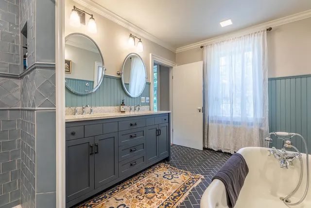 $3,500,000 | 61 Academy Circle, Woodstock, VT 05071