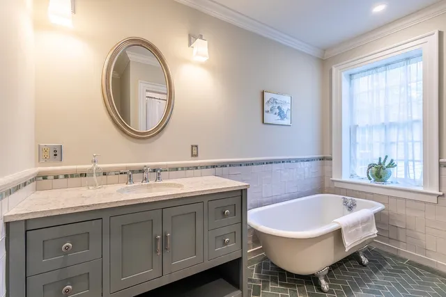 $3,500,000 | 61 Academy Circle, Woodstock, VT 05071