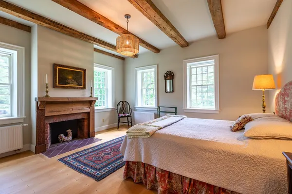 $2,950,000 | 61 Academy Circle, Woodstock, VT 05071