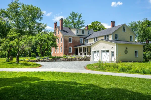 $2,950,000 | 61 Academy Circle, Woodstock, VT 05071
