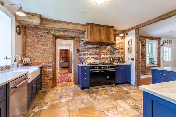 $2,950,000 | 61 Academy Circle, Woodstock, VT 05071