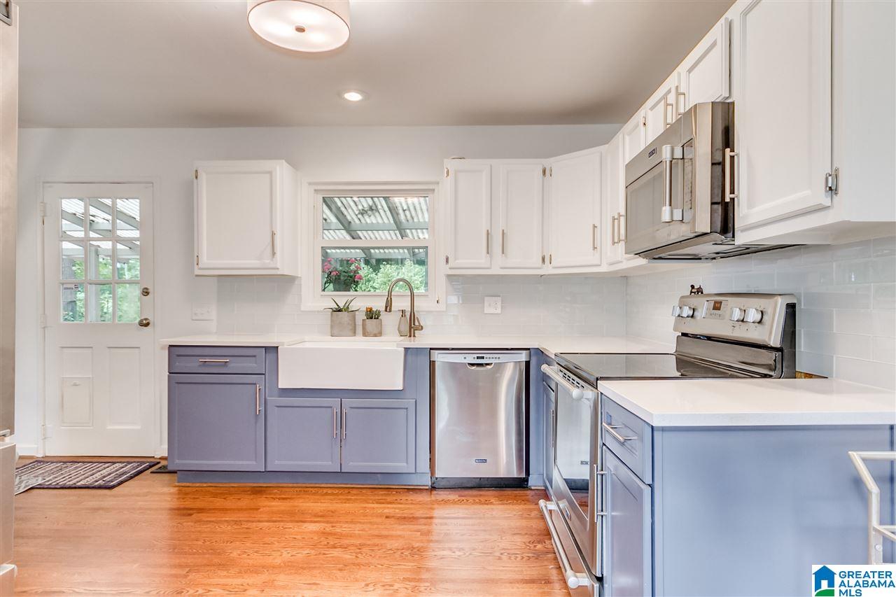 2604 Woodfern Court Birmingham, AL 35209 - Photo 8 of 31