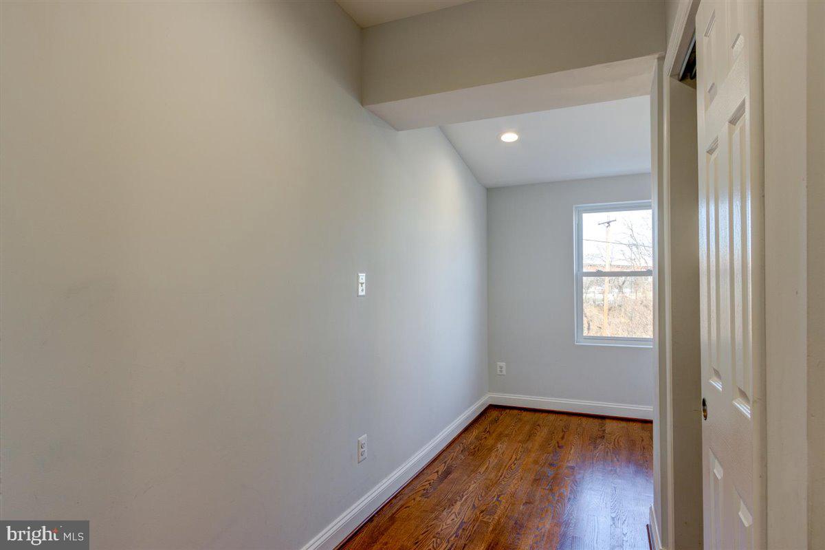 1316 Ridge Place Southeast Washington, DC 20020 - Photo 17 of 28 2nd Secondary Bedroom with Sitting Room