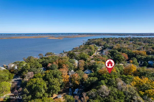 $469,000 | 106 William Tryon Court, Kill Devil Hills, NC 27948