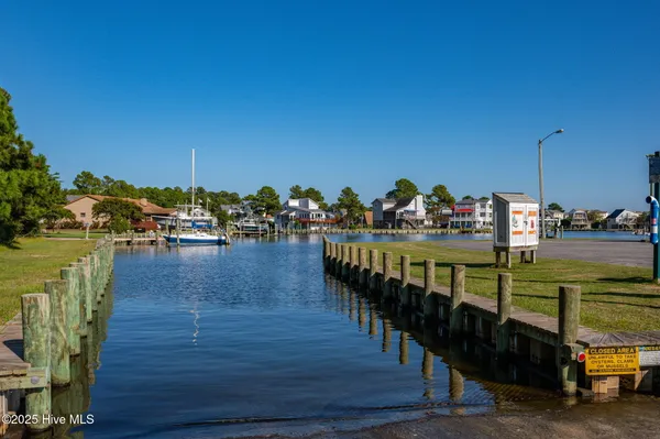 $469,000 | 106 William Tryon Court, Kill Devil Hills, NC 27948