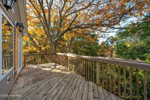$469,000 | 106 William Tryon Court, Kill Devil Hills, NC 27948