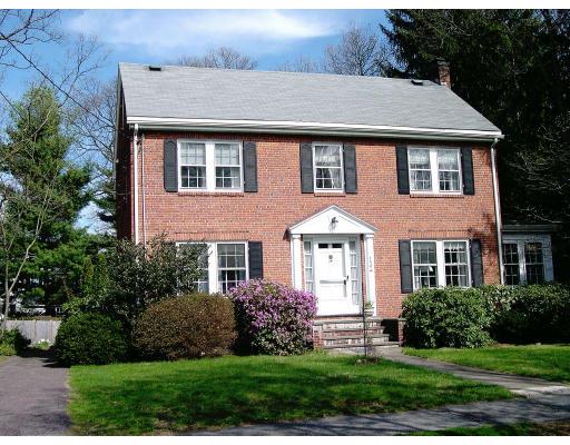 134 Plymouth Road Newton, MA 02461 - Photo 1 of 15