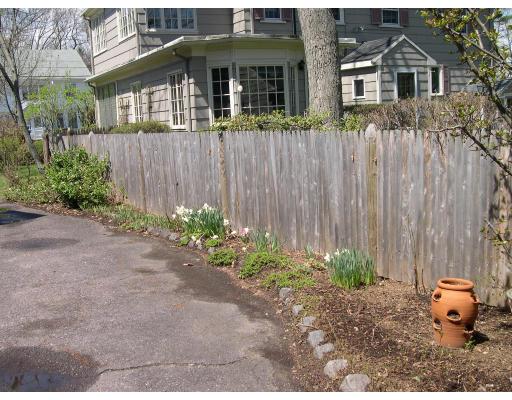 134 Plymouth Road Newton, MA 02461 - Photo 13 of 15
