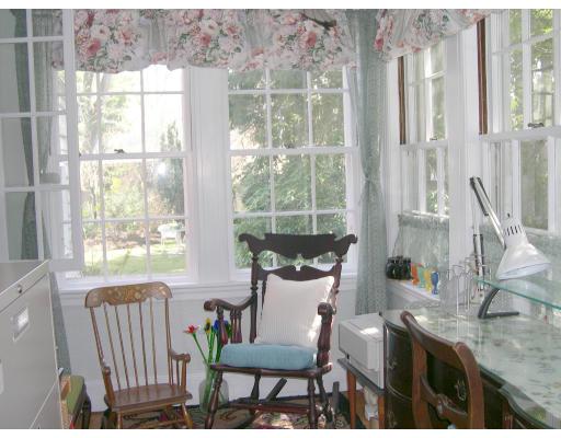 134 Plymouth Road Newton, MA 02461 - Photo 6 of 15