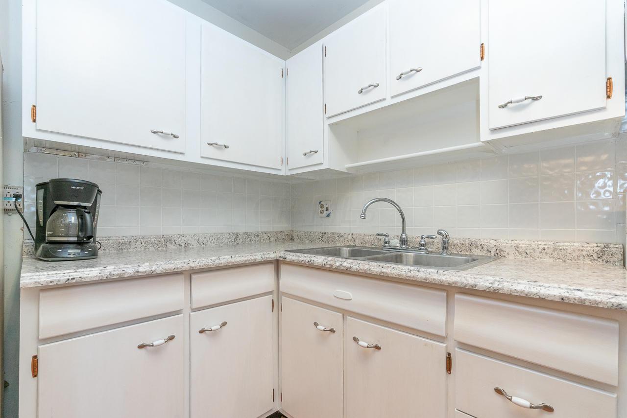 1897 Woodcrest Road Columbus, OH 43232 - Photo 13 of 40 Gallery Image 13