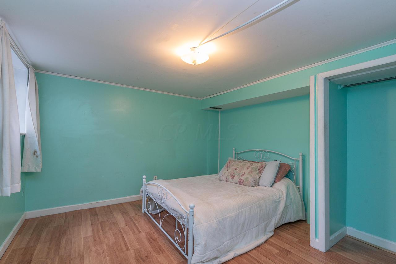 1897 Woodcrest Road Columbus, OH 43232 - Photo 24 of 40 Gallery Image 24