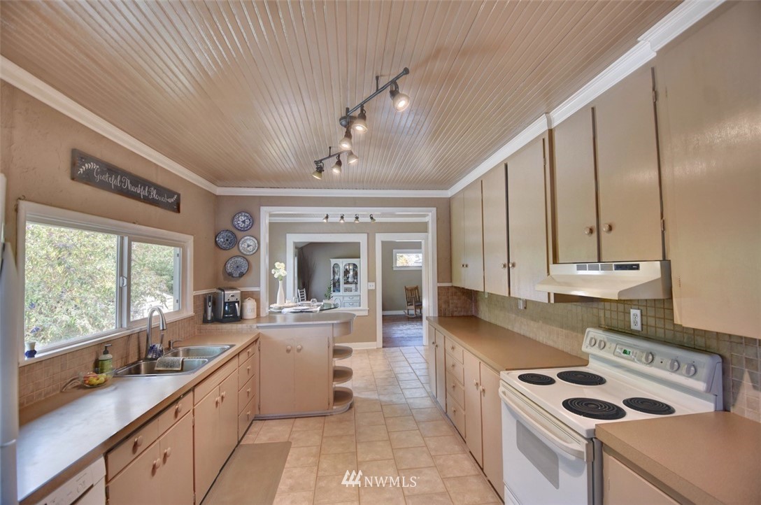 2345 Carpenter Road Southeast Lacey, WA 98503 - Photo 14 of 40 Gallery Image 14