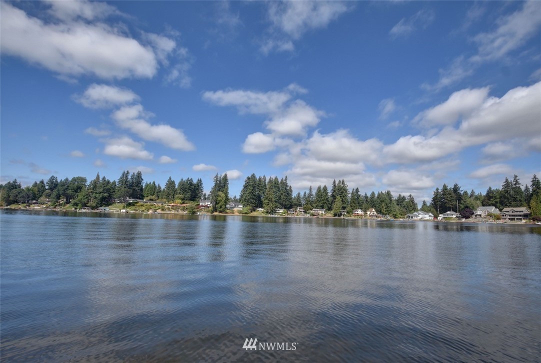2345 Carpenter Road Southeast Lacey, WA 98503 - Photo 5 of 40 Gallery Image 5