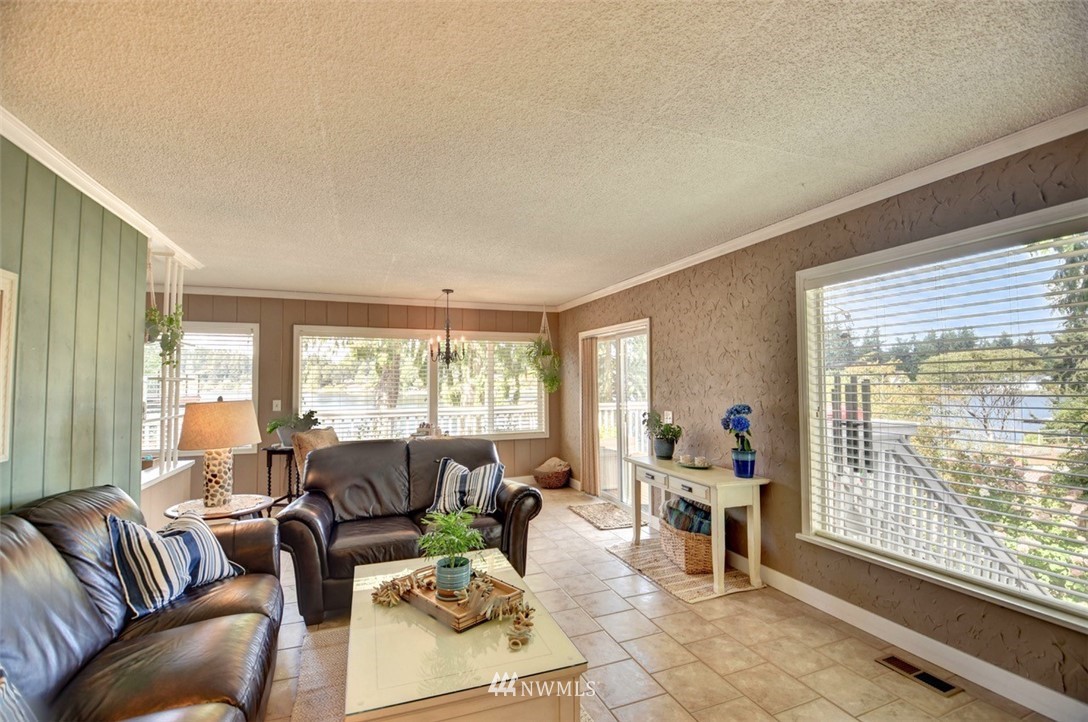 2345 Carpenter Road Southeast Lacey, WA 98503 - Photo 10 of 40 Gallery Image 10