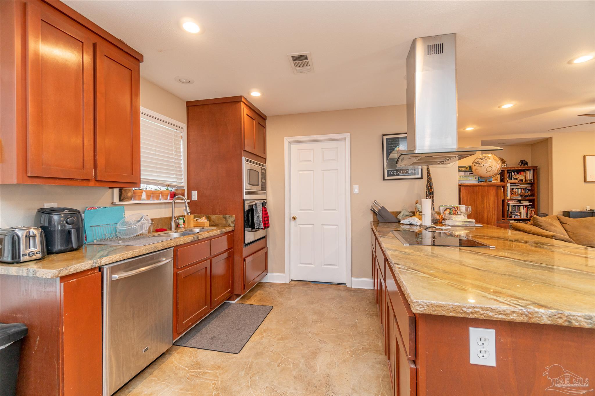 6681 Bellview Pines Road Pensacola, FL 32526 - Photo 16 of 23 Gallery Image 16