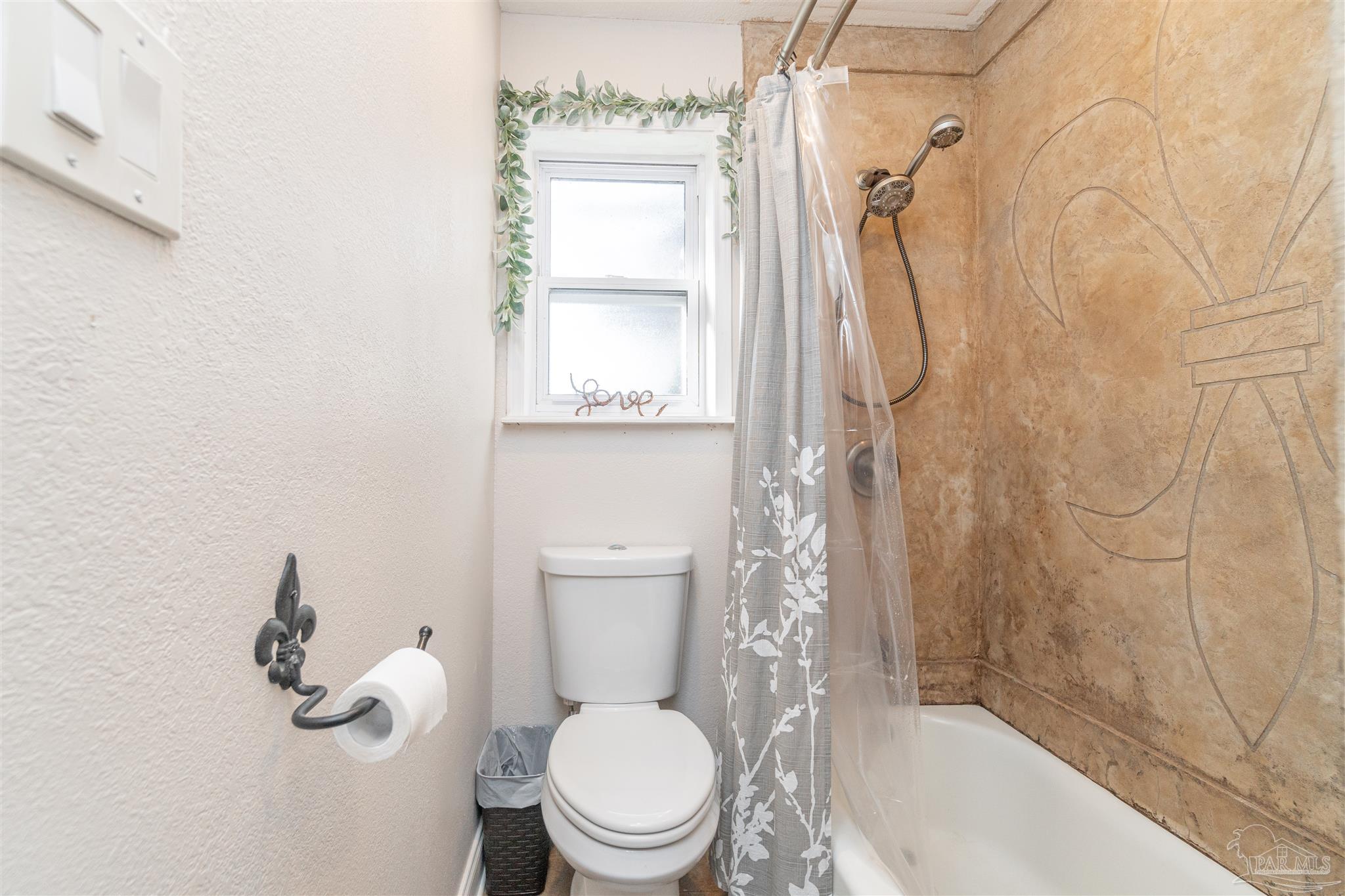 6681 Bellview Pines Road Pensacola, FL 32526 - Photo 10 of 23 Gallery Image 10