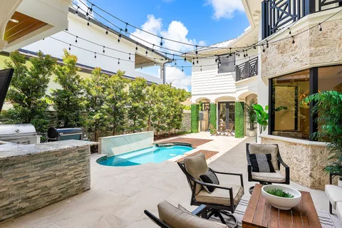 $5,395,000 | 662 Boca Marina Court, Boca Raton, FL 33487