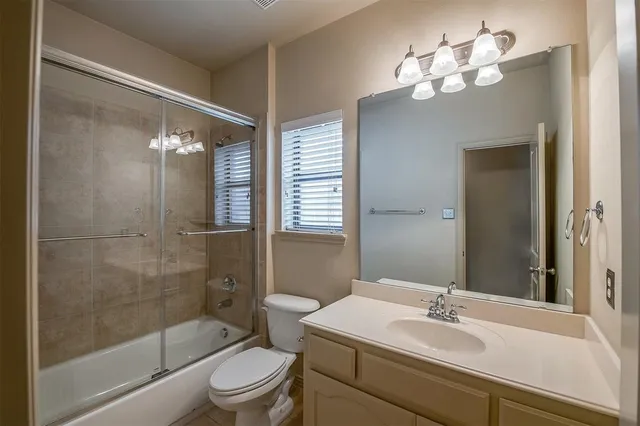 $3,950 | 1505 East Branch Hollow Drive, Carrollton, TX 75007