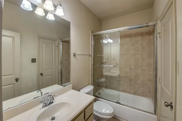 $3,950 | 1505 East Branch Hollow Drive, Carrollton, TX 75007