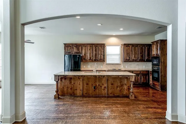 $3,950 | 1505 East Branch Hollow Drive, Carrollton, TX 75007