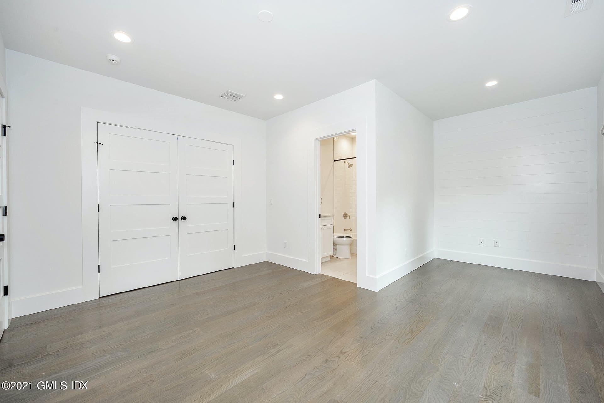 22 Wescott Street Riverside, CT 06878 - Photo 22 of 37 a view of an empty room