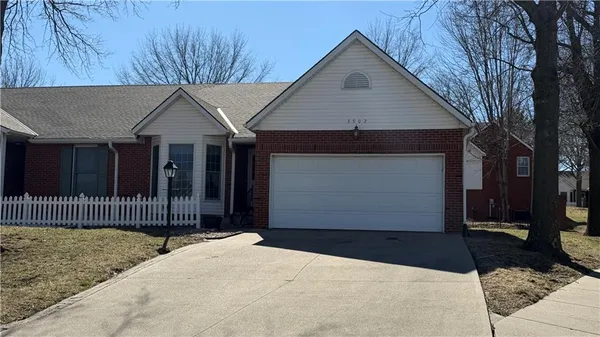 $242,500 | 3902 Eastgate Drive, St. Joseph, MO 64506
