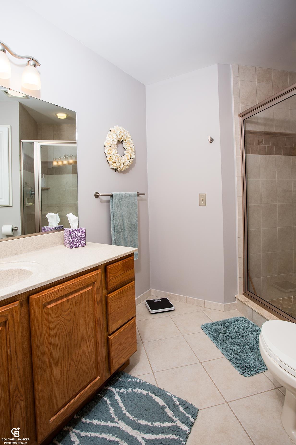 9168 Division Road Columbus, MI 48063 - Photo 32 of 55 PRIMARY BATH