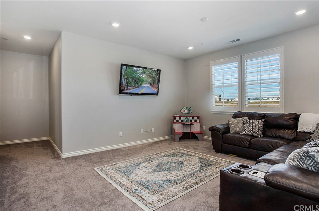 13905 Blanco Ln. Riverside, CA 92503 - Photo 13 of 23
