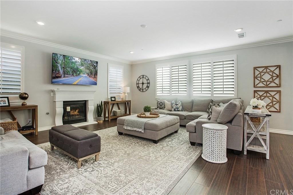 13905 Blanco Ln. Riverside, CA 92503 - Photo 7 of 23