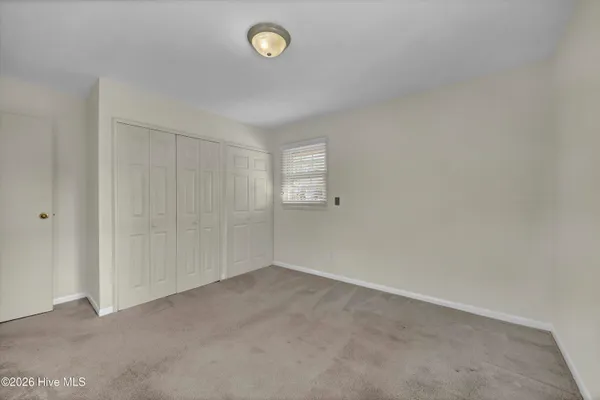 $1,800 | 4014 Lake Avenue, Wilmington, NC 28403