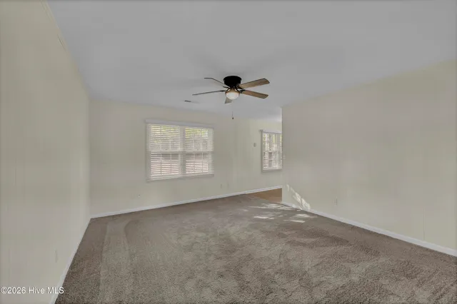 $1,800 | 4014 Lake Avenue, Wilmington, NC 28403