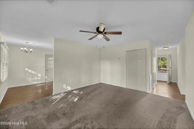 $1,800 | 4014 Lake Avenue, Wilmington, NC 28403