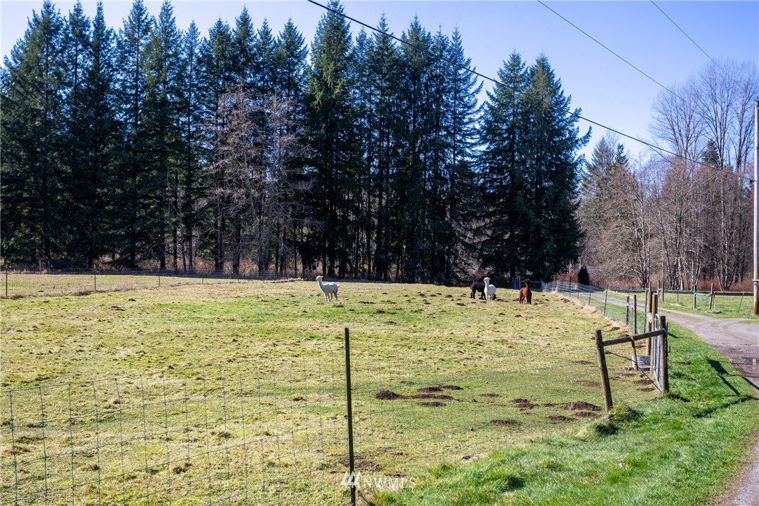 12020 Moen Road Granite Falls, WA 98252 - Photo 22 of 27 a view of a swimming pool