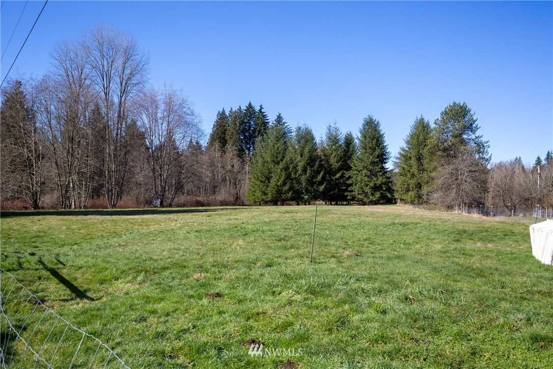 12020 Moen Road Granite Falls, WA 98252 - Photo 25 of 27 a view of outdoor space and yard