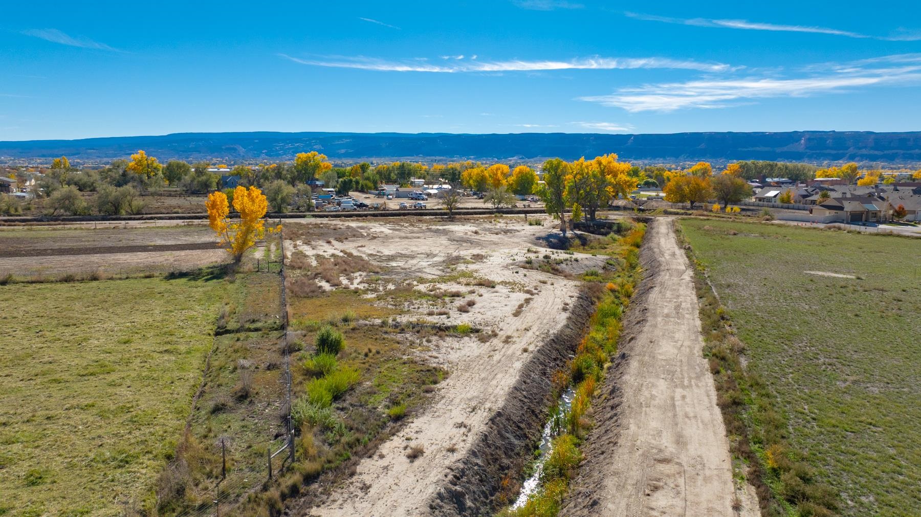 811 24 Road Grand Junction, CO 81505 - Photo 14 of 17 a view of an ocean with city