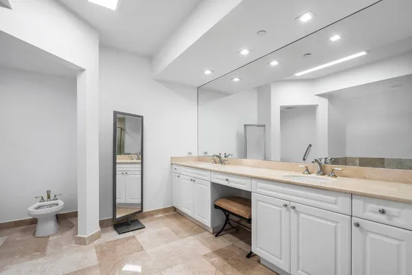 $6,800 | 550 Southeast Mizner Boulevard, Unit B706, Boca Raton, FL 33432