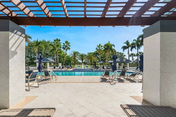 $6,800 | 550 Southeast Mizner Boulevard, Unit B706, Boca Raton, FL 33432
