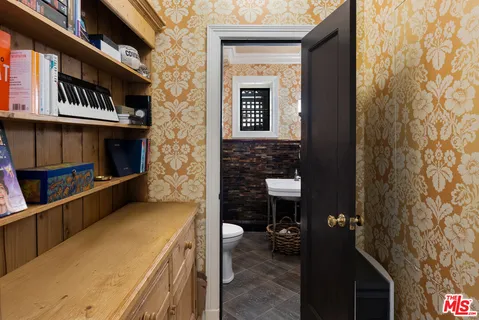 $8,975,000 | 320 Hilgard Avenue, Los Angeles, CA 90024