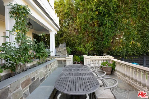 $8,975,000 | 320 Hilgard Avenue, Los Angeles, CA 90024