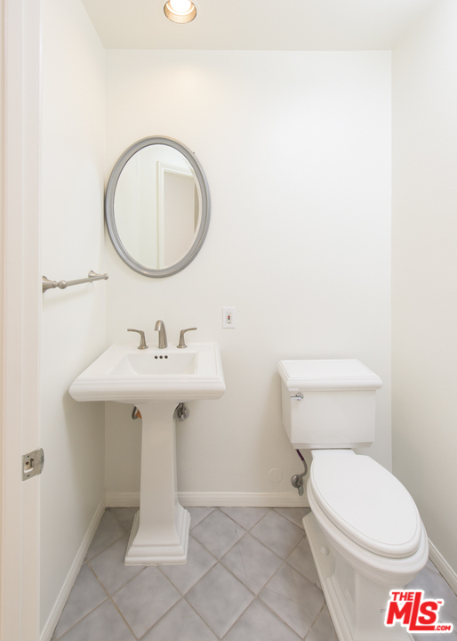 2332 Malaga Road Los Angeles, CA 90068 - Photo 15 of 34