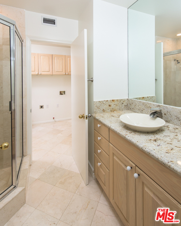 2332 Malaga Road Los Angeles, CA 90068 - Photo 20 of 34