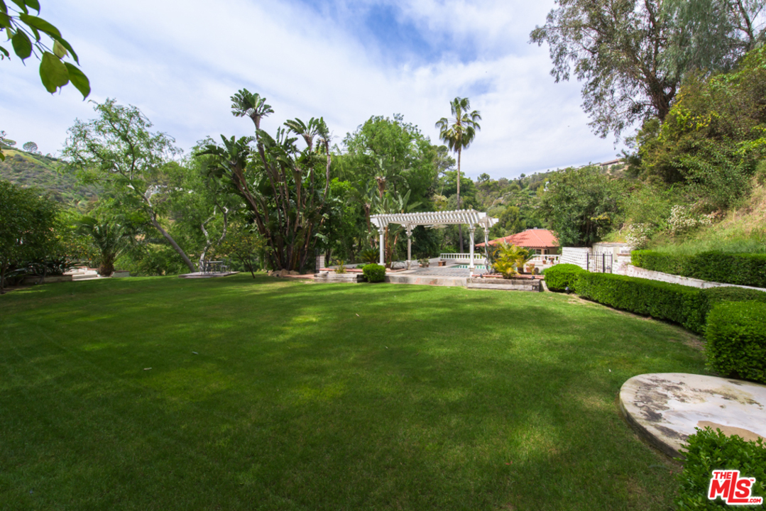 2332 Malaga Road Los Angeles, CA 90068 - Photo 26 of 34