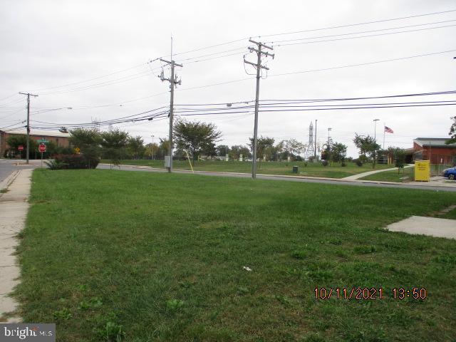 324 Sollers Point Road Dundalk, MD 21222 - Photo 5 of 21