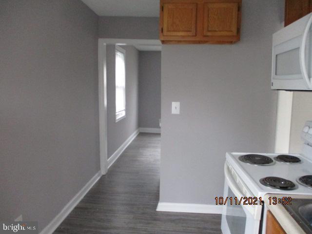 324 Sollers Point Road Dundalk, MD 21222 - Photo 9 of 21
