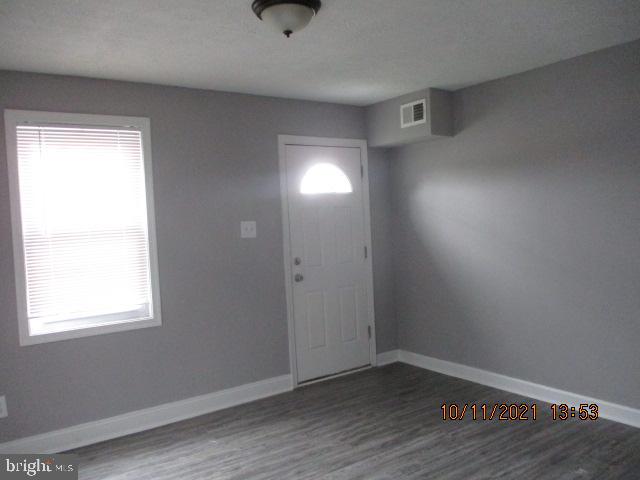 324 Sollers Point Road Dundalk, MD 21222 - Photo 10 of 21