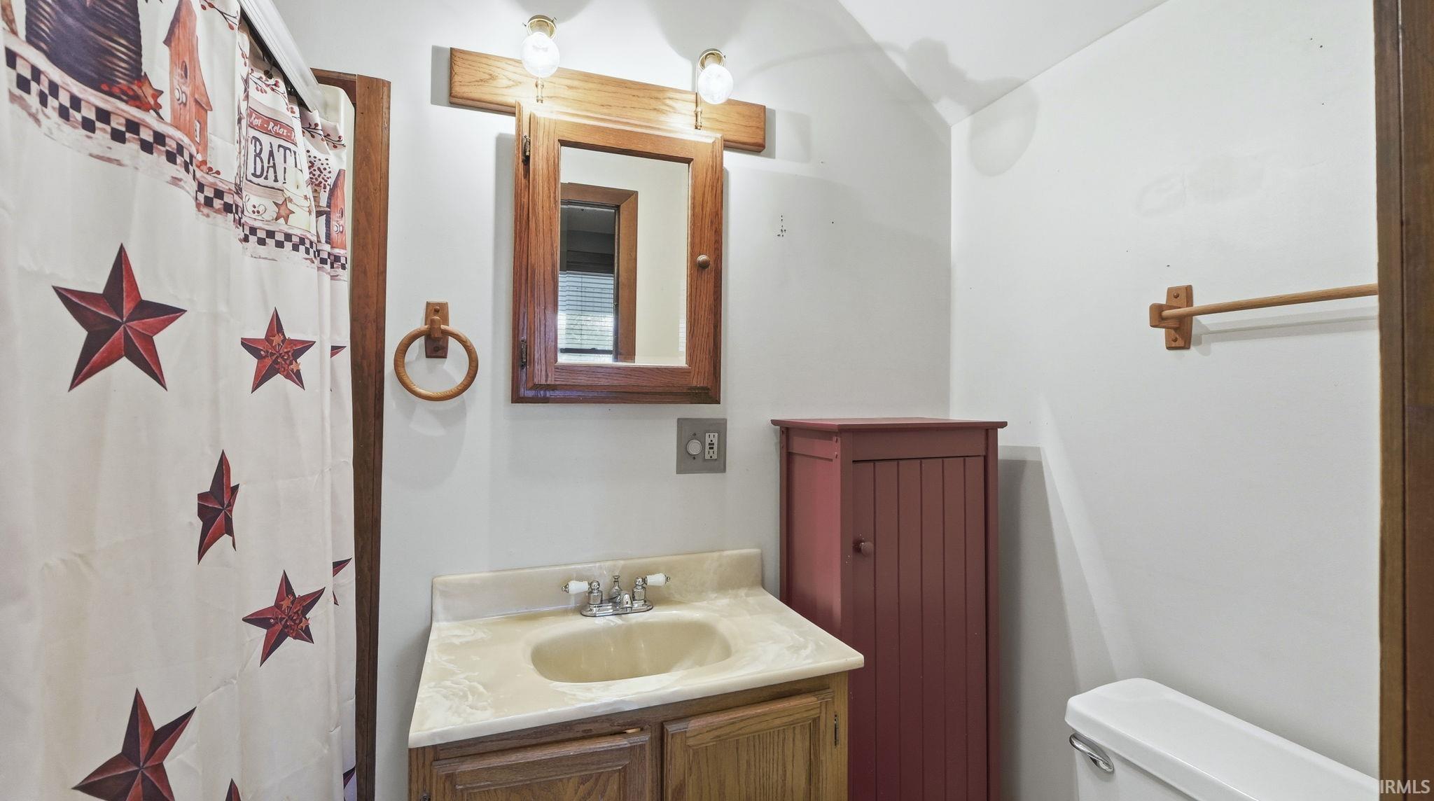 406 Perry Avenue Fort Wayne, IN 46808 - Photo 13 of 28 Gallery Image 13