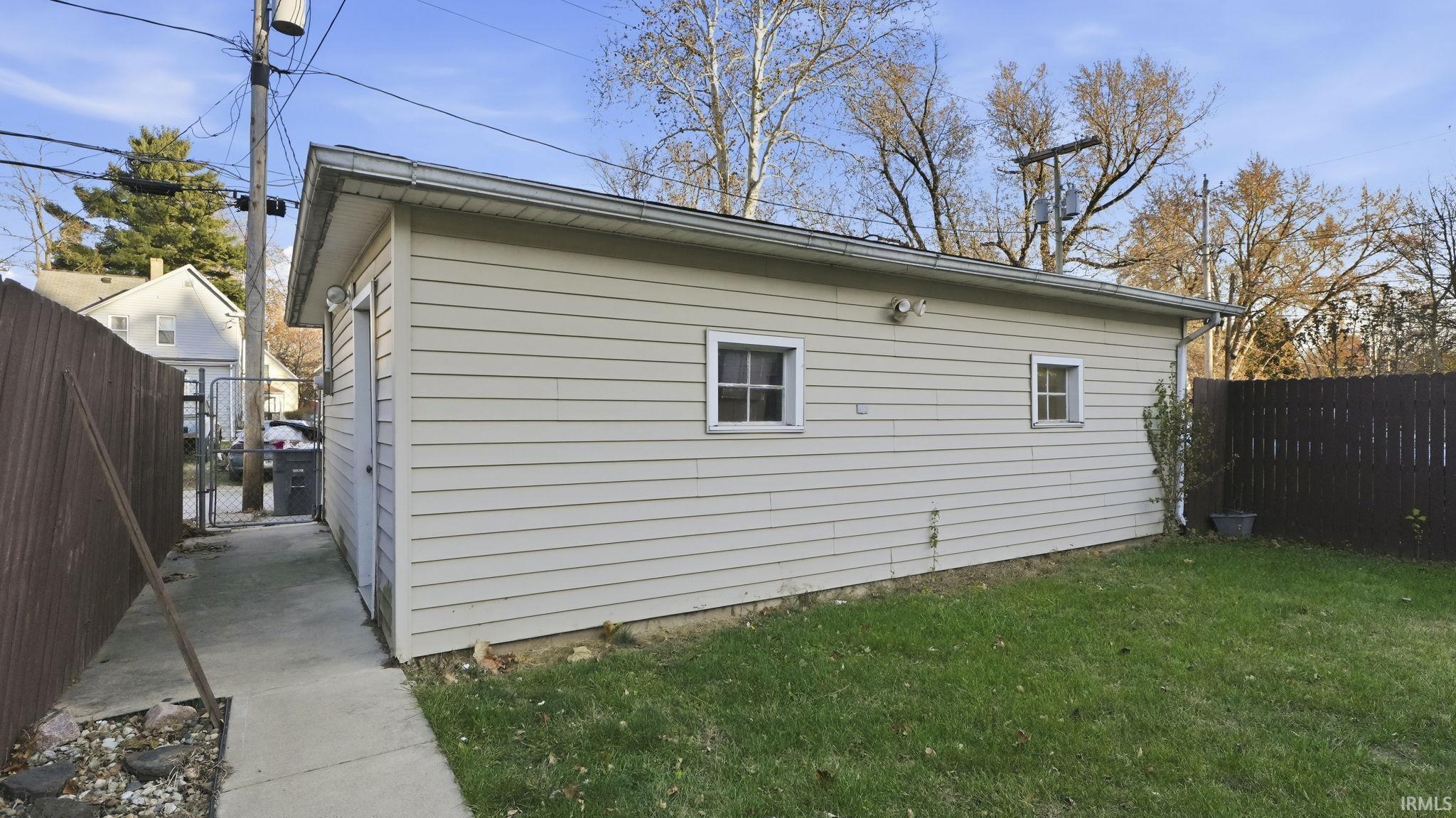406 Perry Avenue Fort Wayne, IN 46808 - Photo 27 of 28 Gallery Image 27